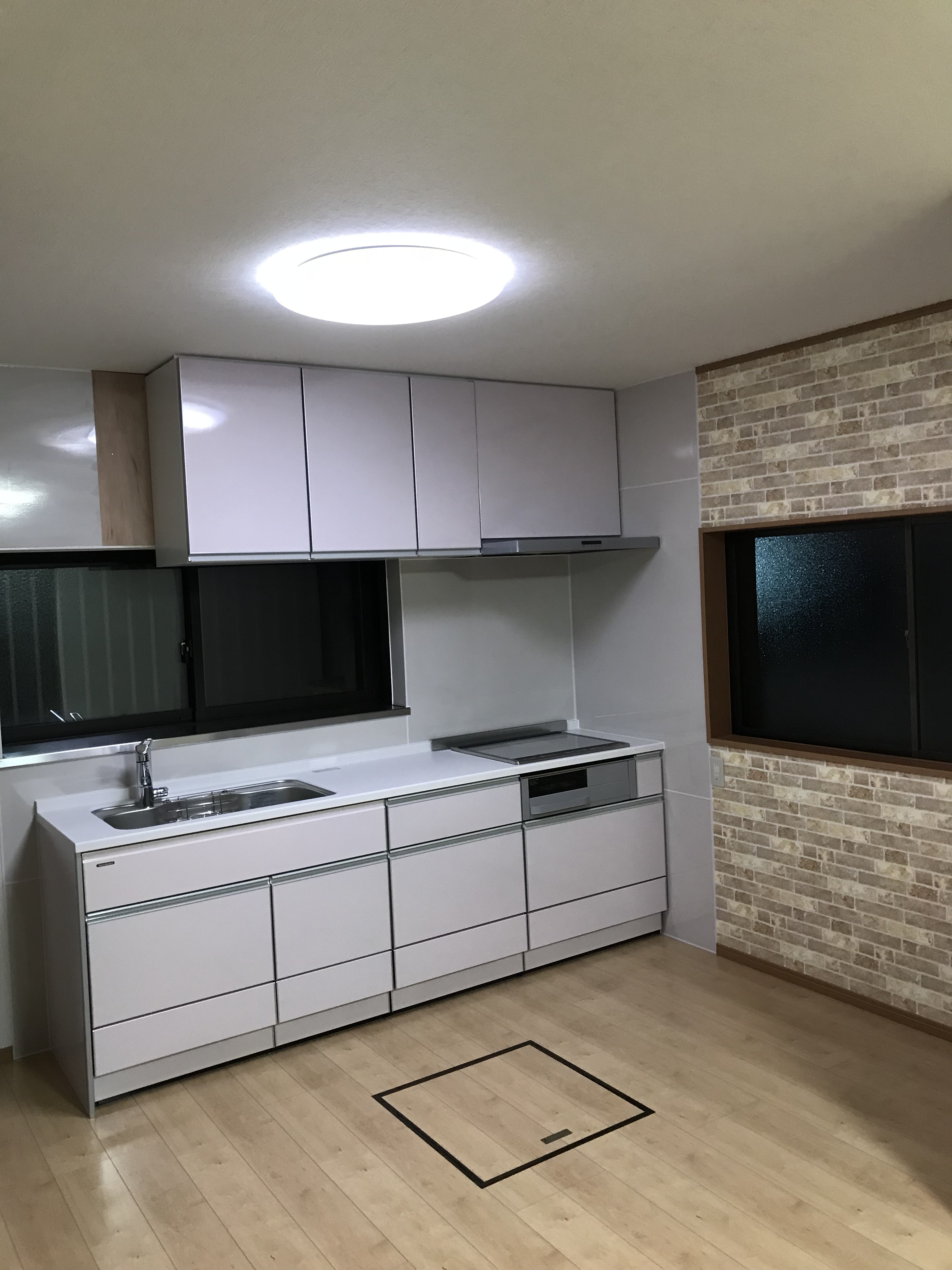 キッチン入れ替え(LDK全体リフォームの一部)タカラエマージュ アイキャッチ画像