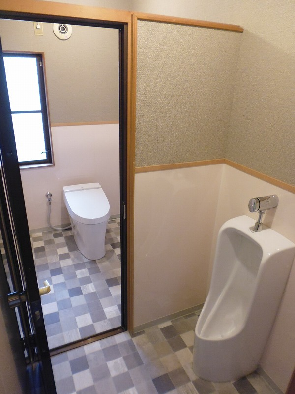 トイレリフォーム　腰パネル仕様 アイキャッチ画像