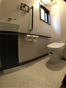 トイレリフォーム　タンクレストイレ　LIXILサティス アイキャッチ画像