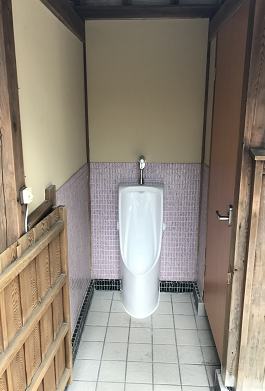 トイレリフォーム　和式　小便器　外トイレ アイキャッチ画像
