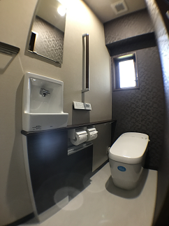 トイレリフォーム（1.2階）　タンクレストイレ　サティスG　2階トイレ新設 アイキャッチ画像
