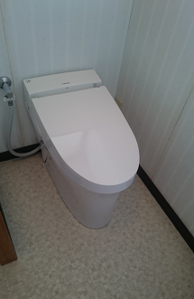 トイレリフォーム　タンクレストイレ　LIXILサティス アイキャッチ画像