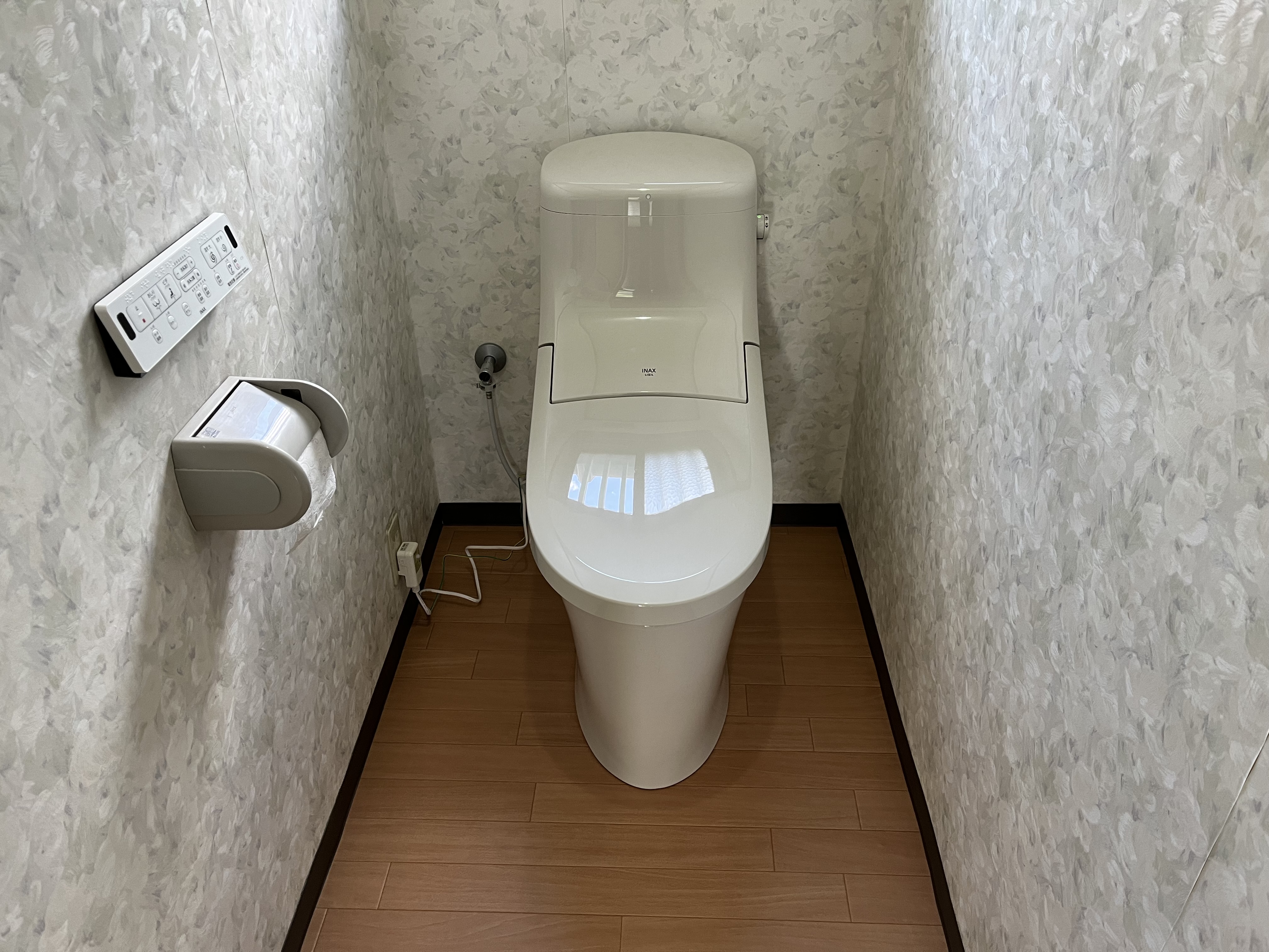 三重県桑名市｜LIXILアメージュシャワートイレで、すっきり使いやすいトイレへ交換 アイキャッチ画像