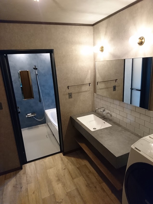 桑名市｜LIXILリデアで浴室を一新、洗面室まで上質に整えた水まわりリフォーム アイキャッチ画像